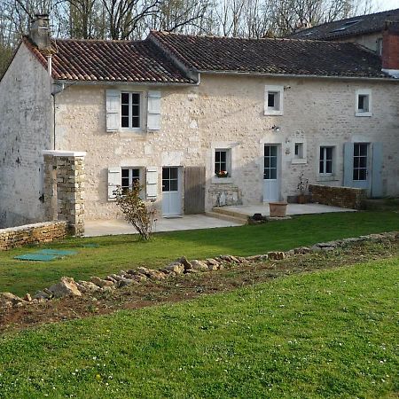 Le Logis De Misere Celles-sur-Belle المظهر الخارجي الصورة
